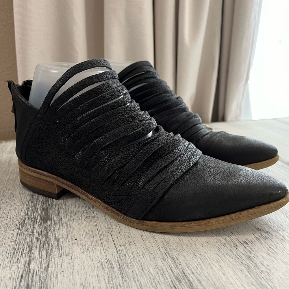 Free People Lost Valley Leather Ankle Boots Black Size 37 Strappy Zip Booties